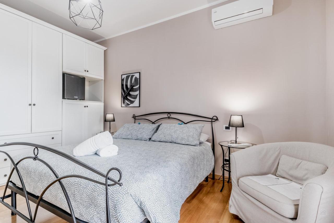 B&B A Casa Di Giulia Guidonia 外观 照片