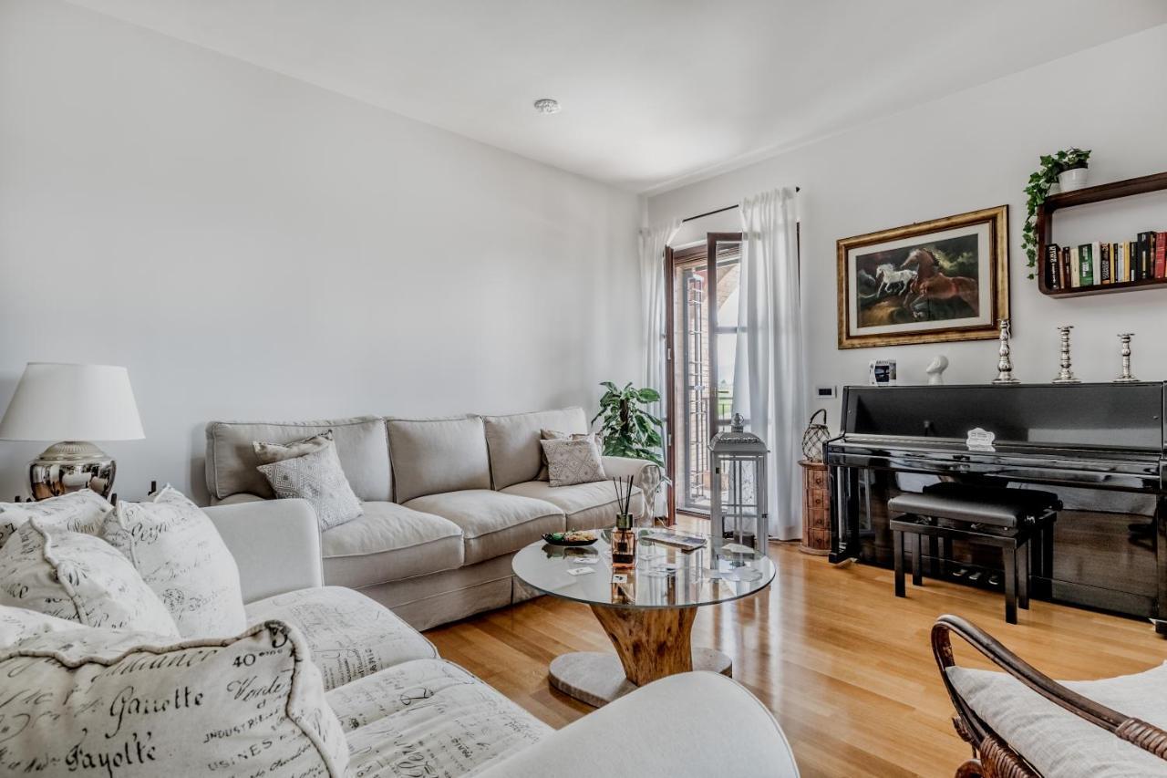 B&B A Casa Di Giulia Guidonia 外观 照片