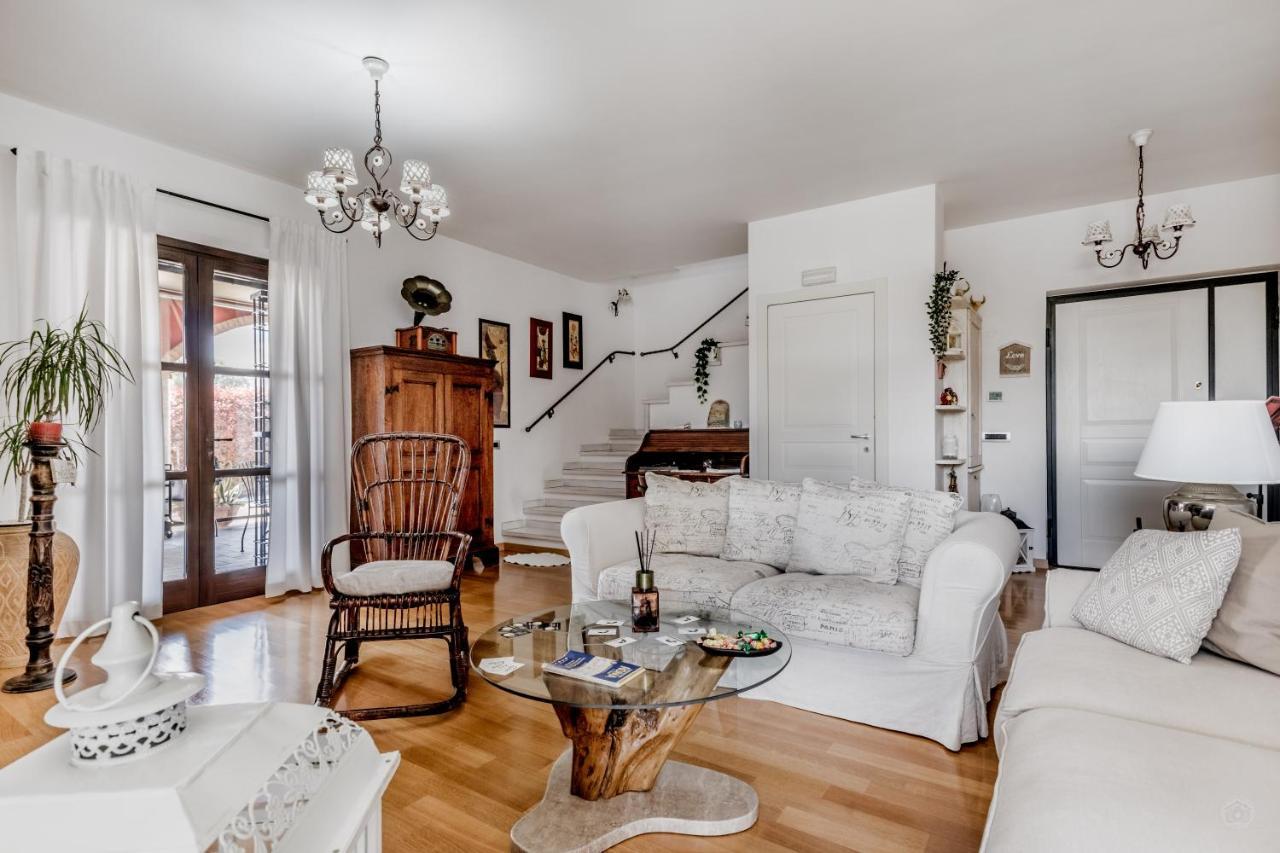 B&B A Casa Di Giulia Guidonia 外观 照片